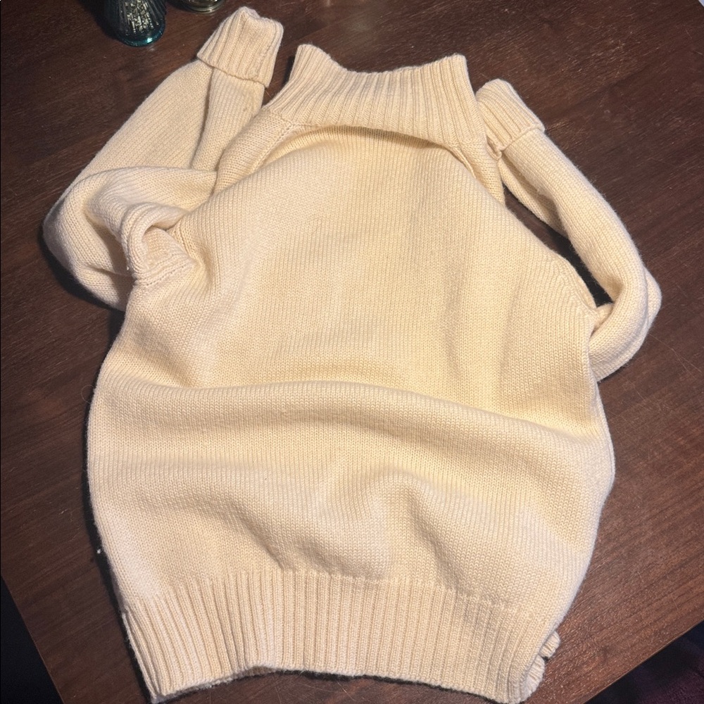 L.L. Bean Ivory Knit Pullover - Picture 12 of 12